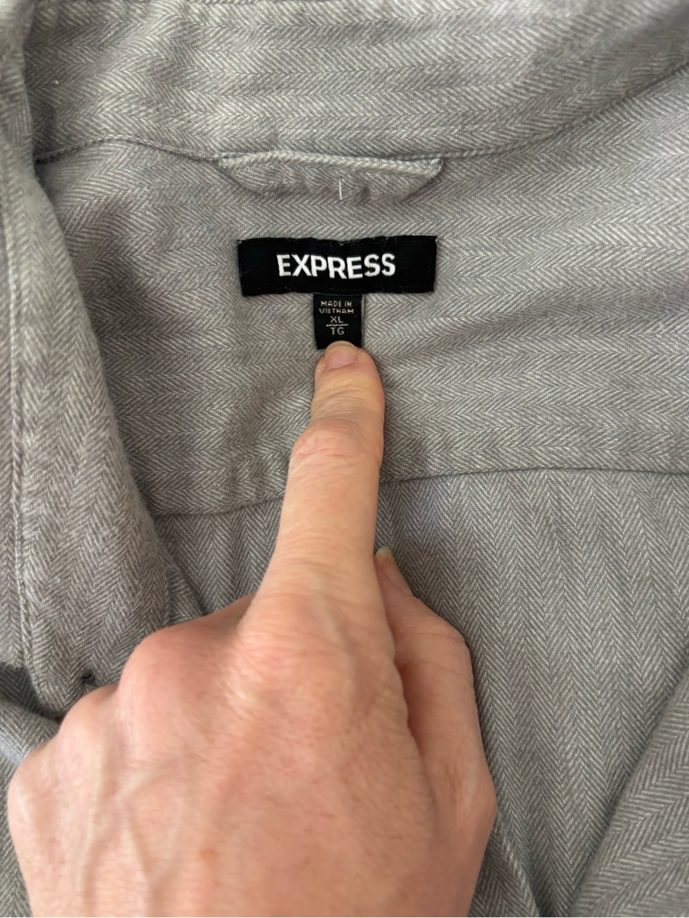 Express Mens XL Gray Herringbone Long Sleeve Button Up Stretch Work Shirt - Picture 2 of 4